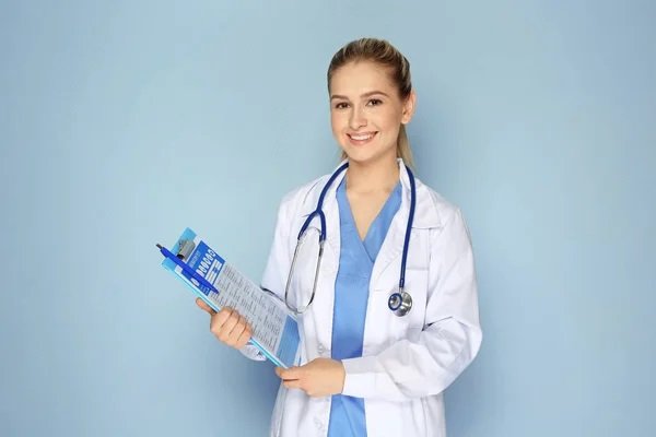 Who Benefits Most from the MedCods AI Scribe